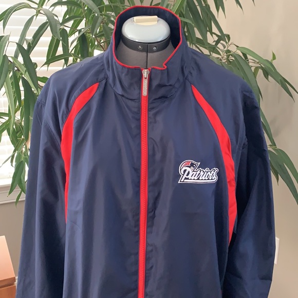 NWOT NFL New England Patriots Sideline Windbreaker Jacket by Reebok - Picture 2 of 16